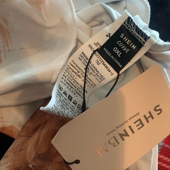 SHEIN Brushstroke Print Long Sleeve Top in Ivory, Rust & Sage - Picture 2 of 2